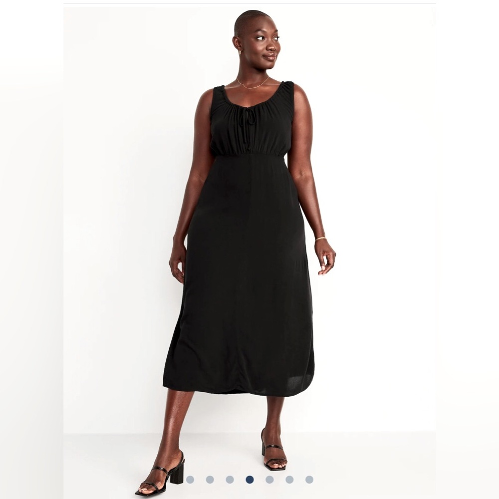 NWT Old Navy black crepe midi dress size small